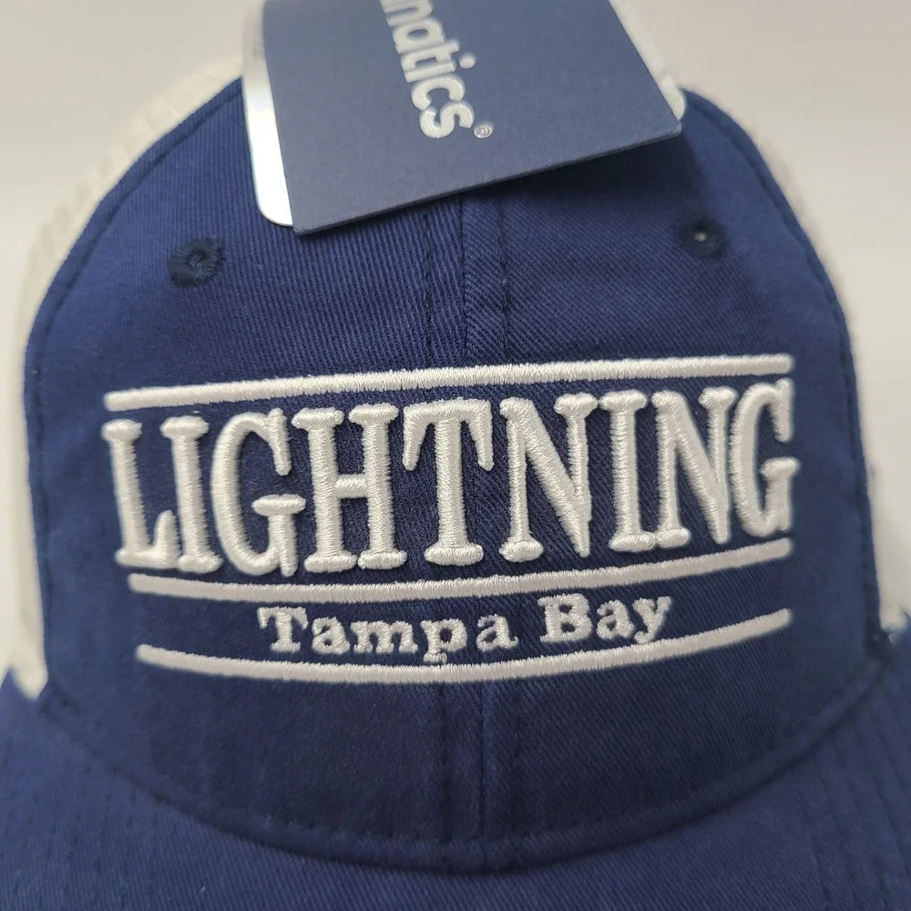 Tampa Bay Lightning Hat Snapback Trucker Mesh Fanatics Blue White NHL Split Bar